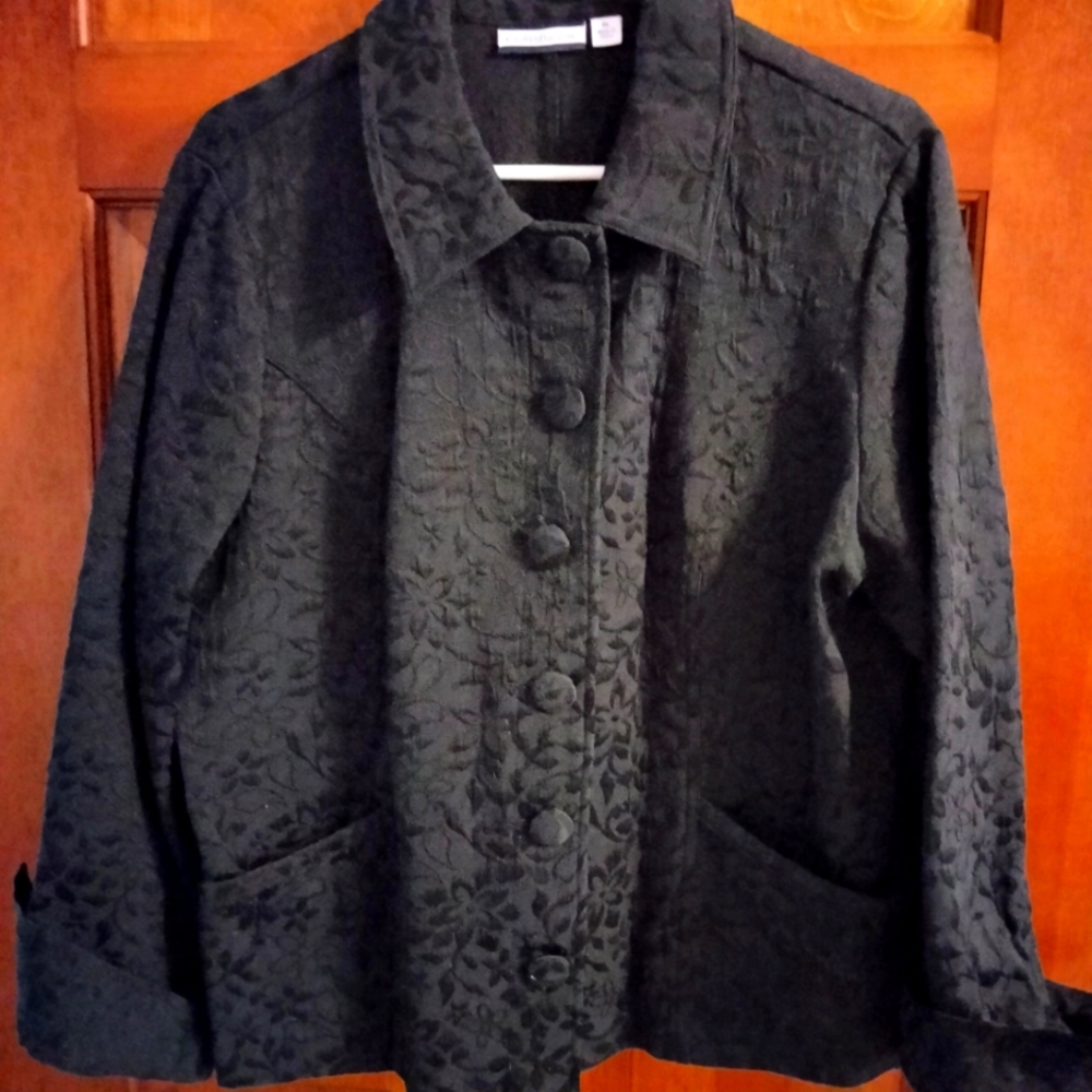 Ladies black jacket - Picture 3 of 5